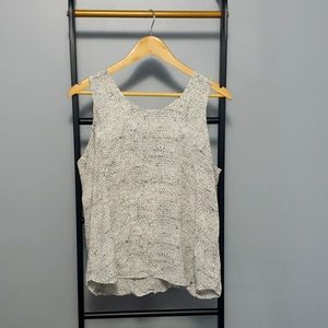 Violet + Claire medium crisscross back office wear tank top blouse